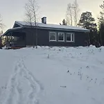 Arctic Aurora House,sevettijaervi *